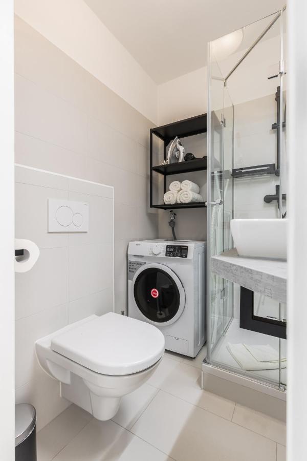 Apartment Bright Stylish With A Balcony In A Location Wien